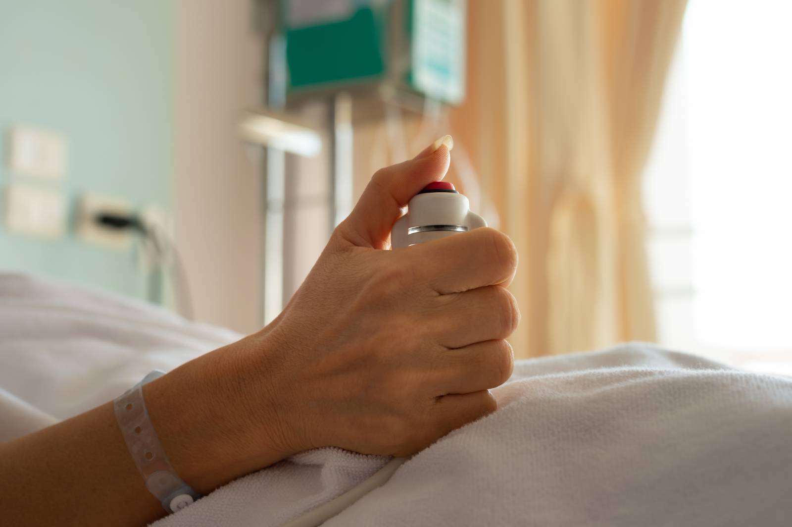 Devis pour pose de standard téléphonique multiligne en VoIP pour hotel Marignane